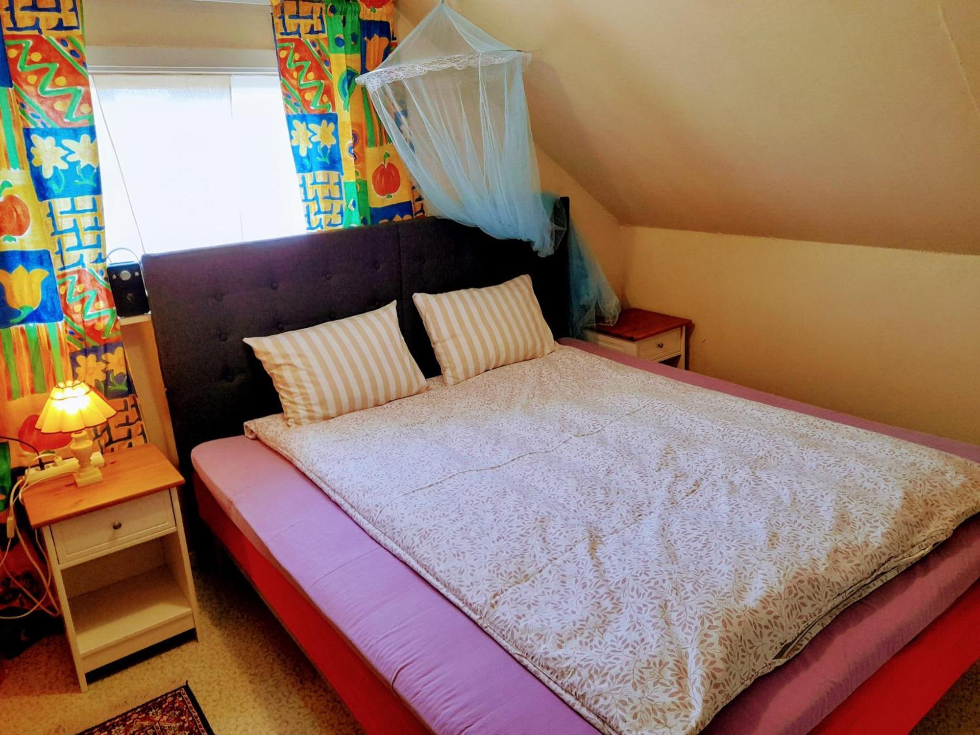 Small Bedroom, Outside Toilet, Shower Kitchen, 120 M From Sandbach Bräcke Exteriör bild